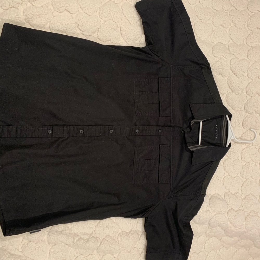 Men’s black shirt.
